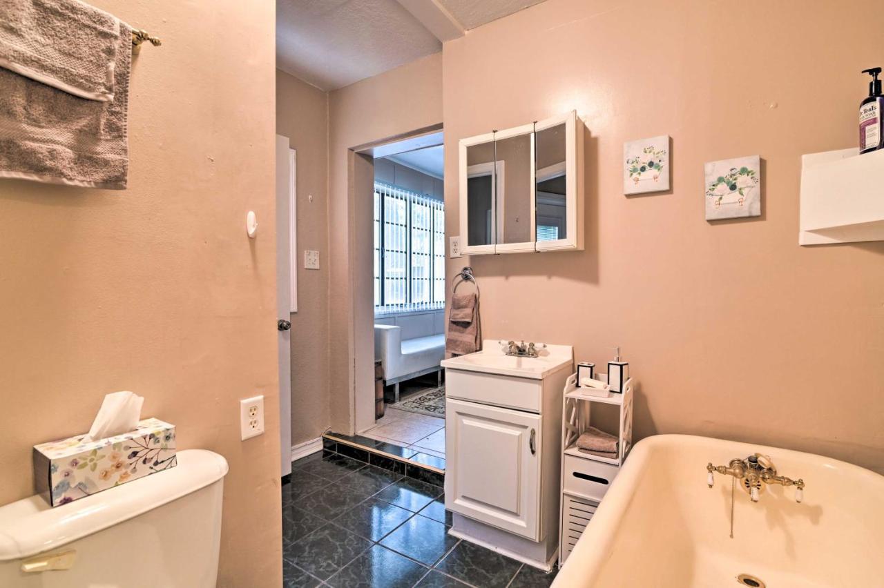 Pet-Friendly Auburndale House With Lake Views! ภายนอก รูปภาพ