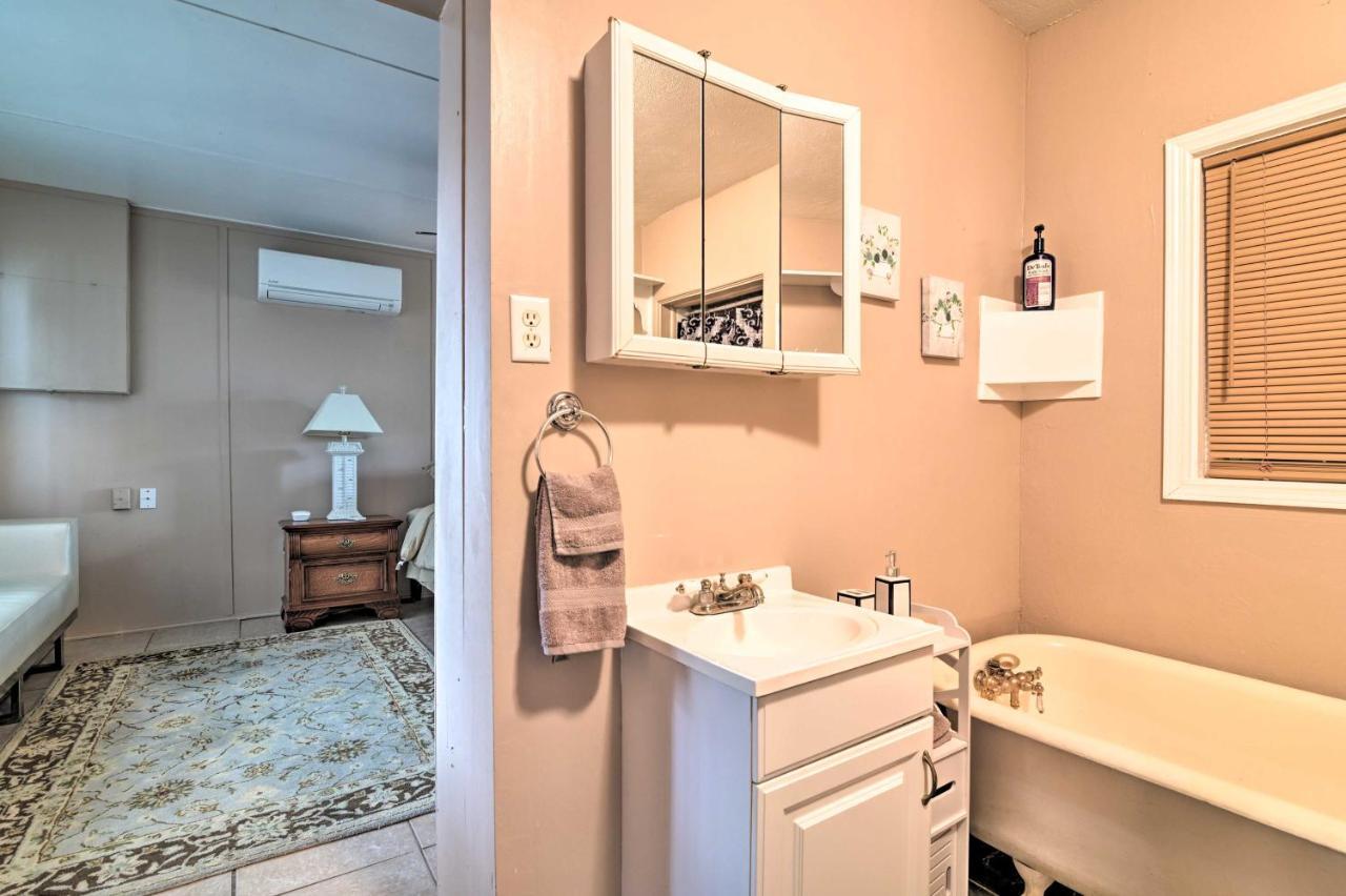 Pet-Friendly Auburndale House With Lake Views! ภายนอก รูปภาพ