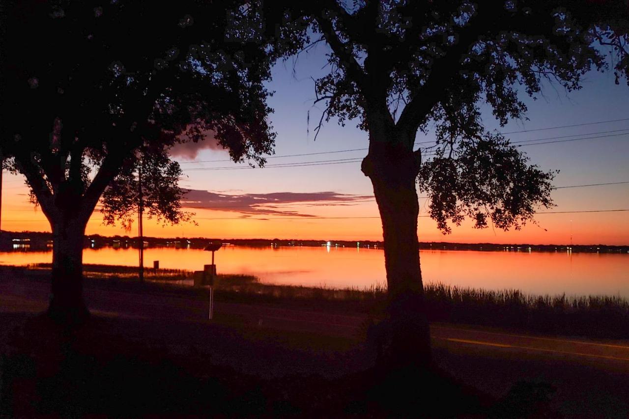 Pet-Friendly Auburndale House With Lake Views! ภายนอก รูปภาพ